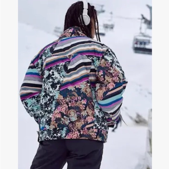 FP Movement Women's Bunny Slope Printed Puffer Jacket - Picture 2 of 14